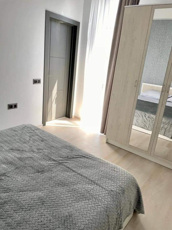 Aparthotel Grey House Zovuni Esterno foto